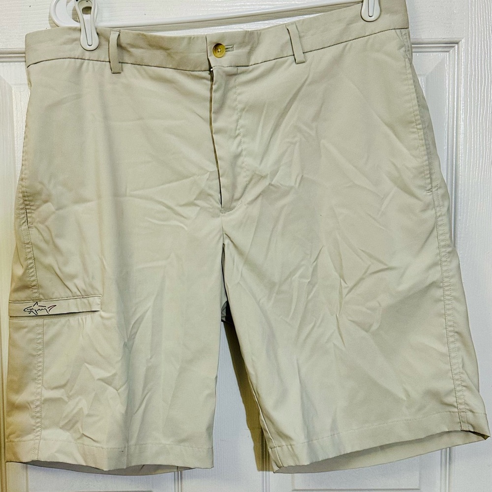 Greg Norman Collection Sandstone Cargo Golf Shorts